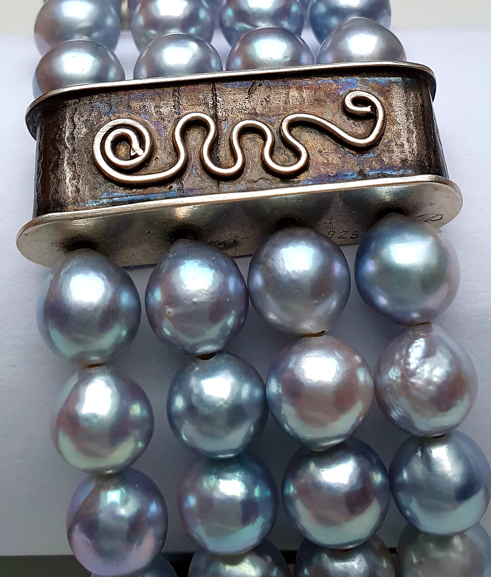 Akoya Perlen blau/grau, Silber Zwischenteile Silber 925, Deco-Fische granuliert