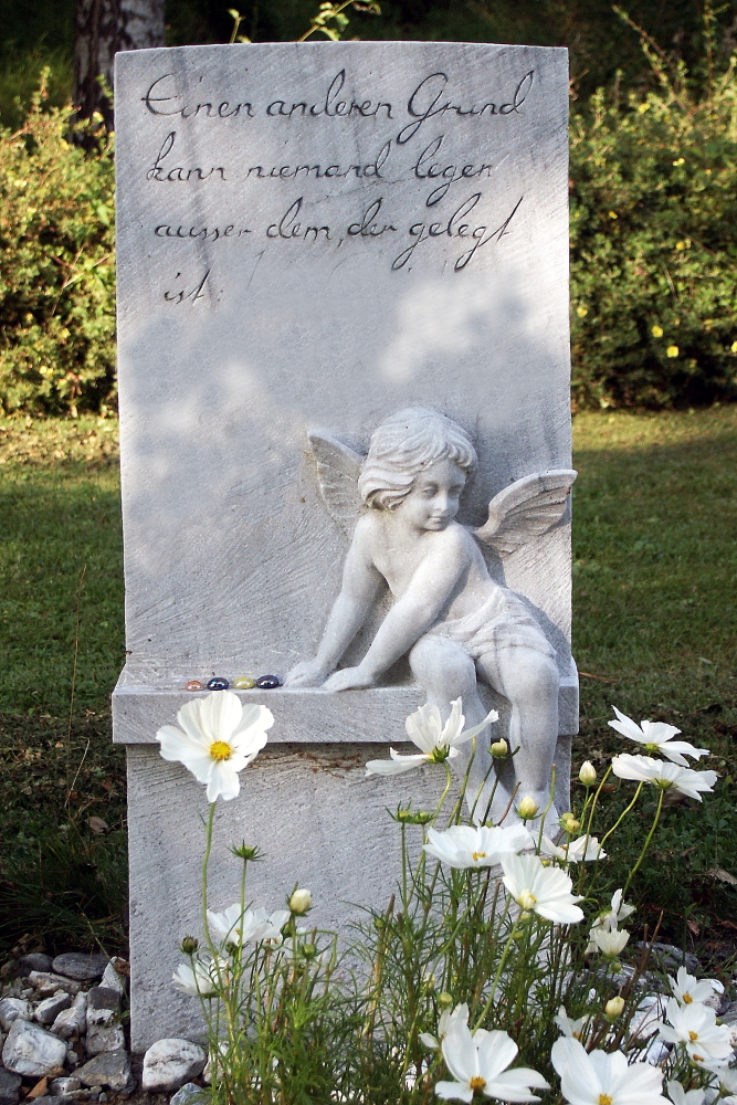 Grabstein grabmal Engel Bildhauerarbeiten St.Gallen Teufen Marmor
