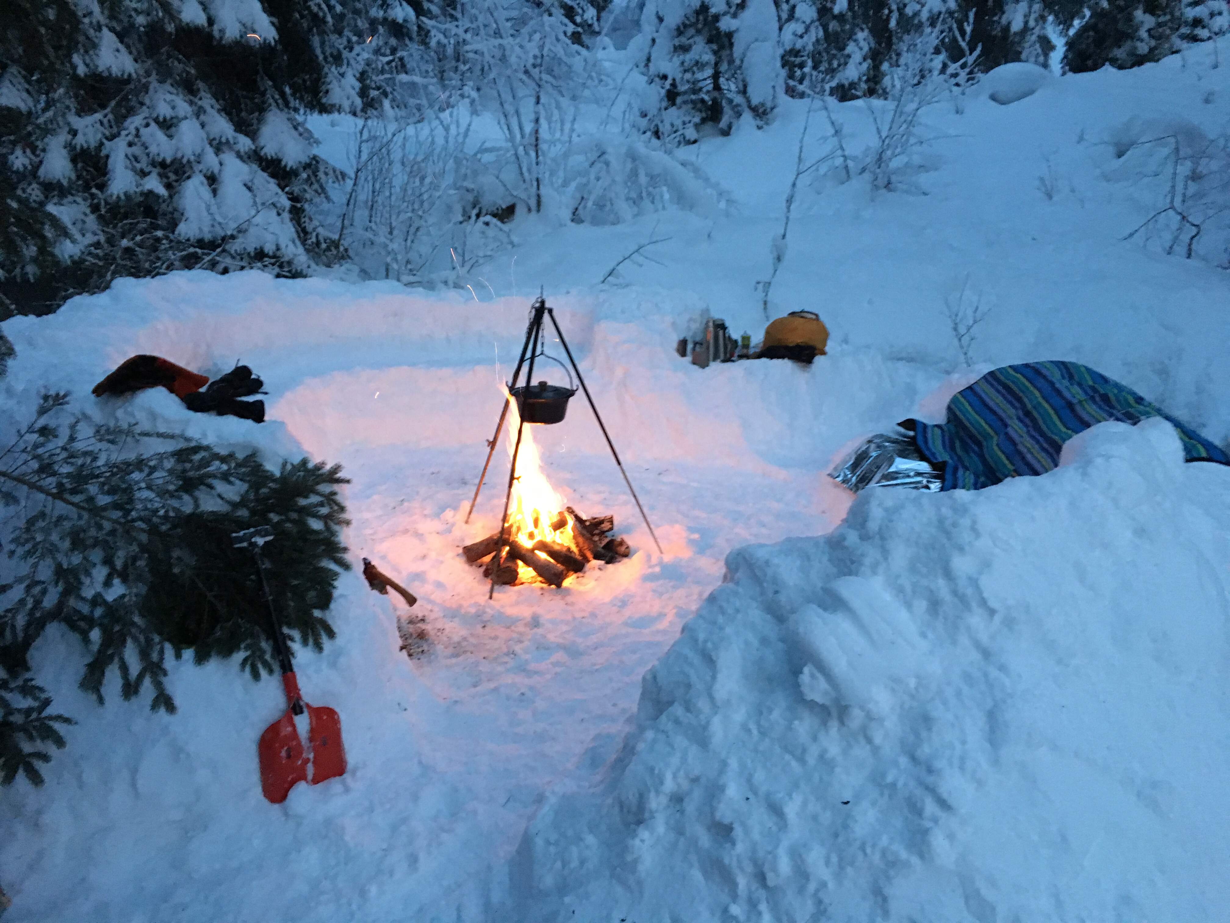 Winter-Biwak – Outdoor Adventures Switzerland