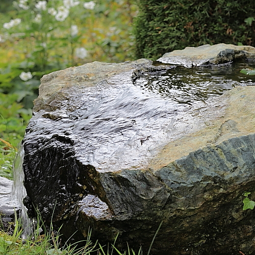 Brunnen Quellsteine Brunnenbecken Wasserspeier Brunnenstock Gartenbau