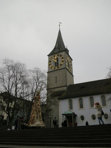 Die grösste Kirchturmuhr Europas.